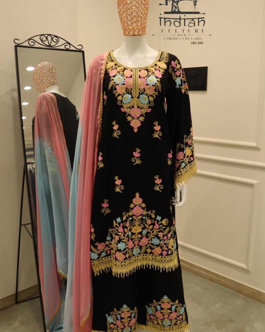 Elegant Kashmiri 3-Piece Suits (Copy)